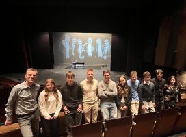 Jahrgangsstufe besucht die Oper „The Comedian Harmonists